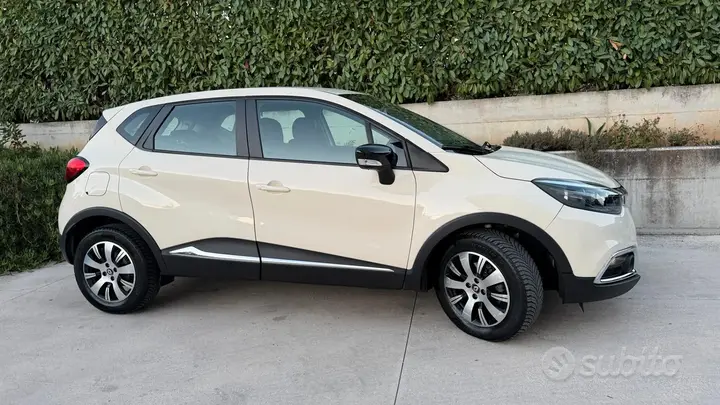 Renault Captur 2017 photo 3