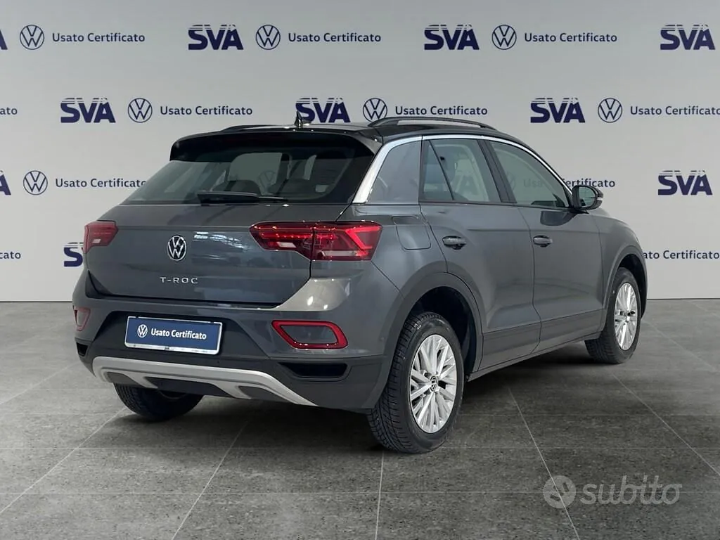 Volkswagen T-Roc 2023 photo 2
