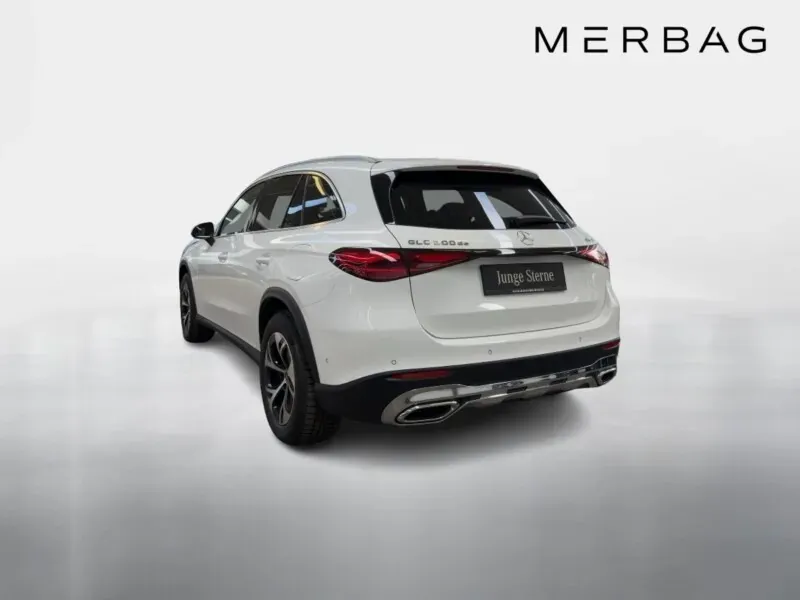 Mercedes-Benz Glc-Class 2025 photo 2