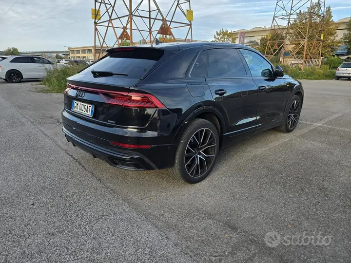 Audi Q8 2023 photo 3