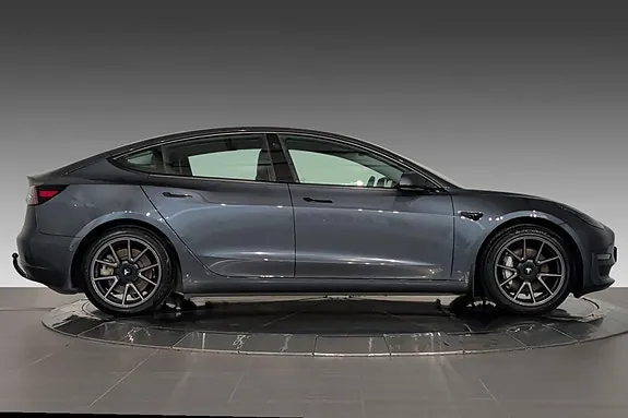 Tesla Model 3 2021 photo 4