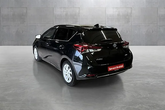 Toyota Auris 2019 photo 3