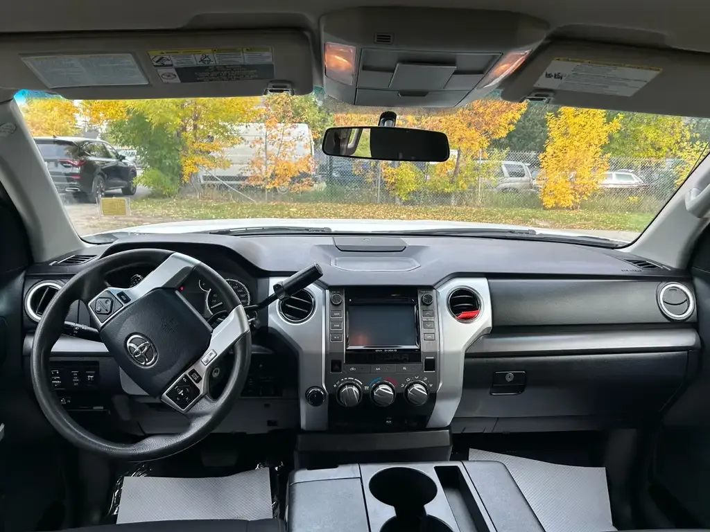 Toyota Tundra 2016 photo 2