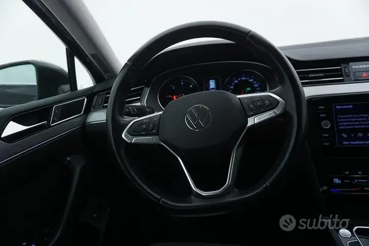 Volkswagen Passat 2023 photo 4