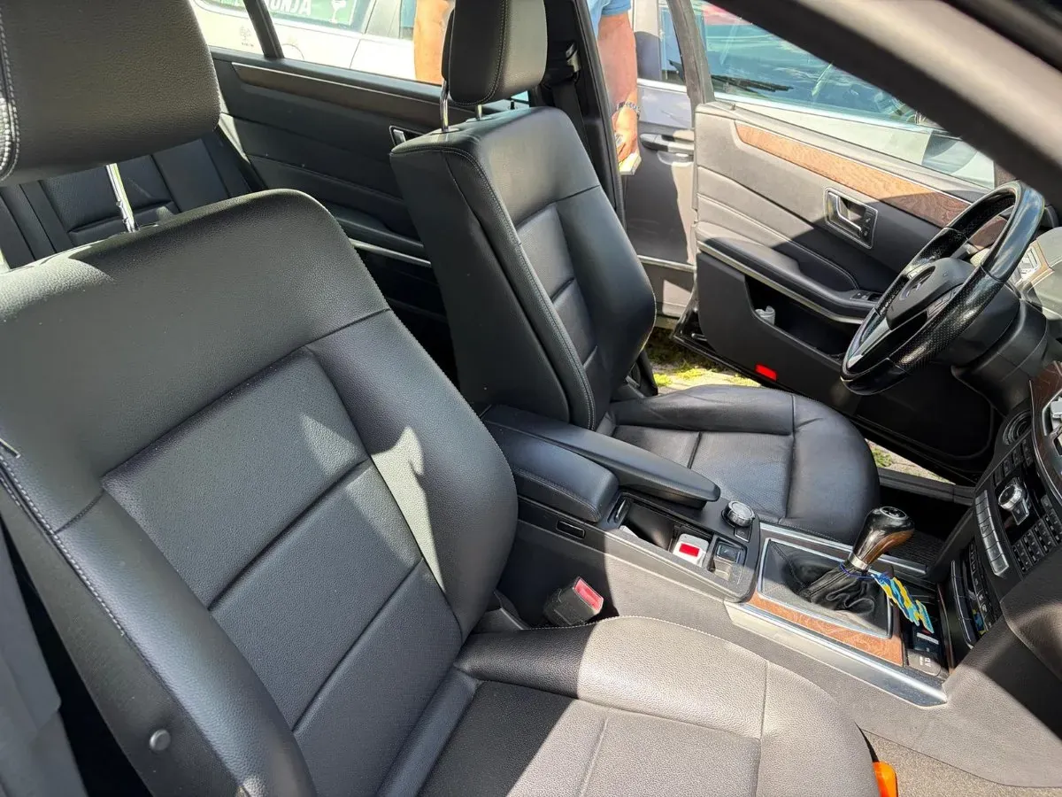 Mercedes-Benz E-Class 2014 photo 2