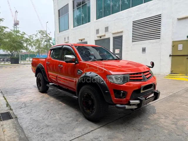 Mitsubishi Triton