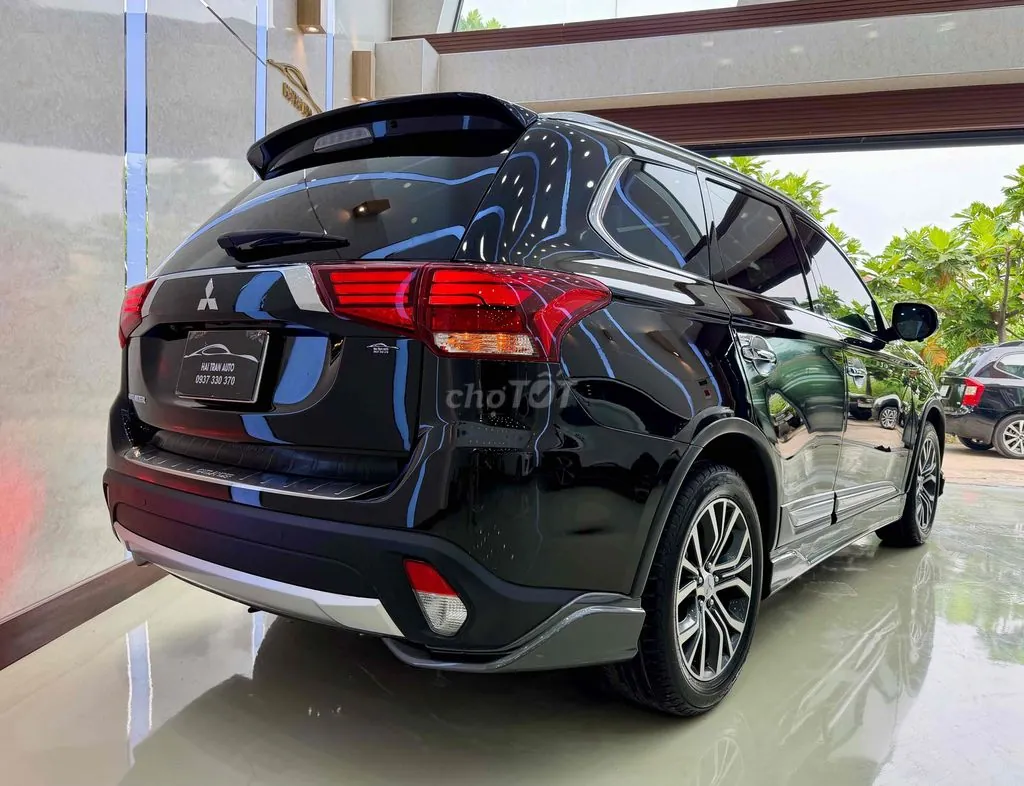 Mitsubishi Outlander 2018 photo 4