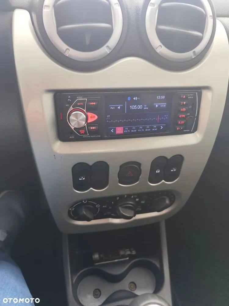 Dacia Sandero 2012 photo 5