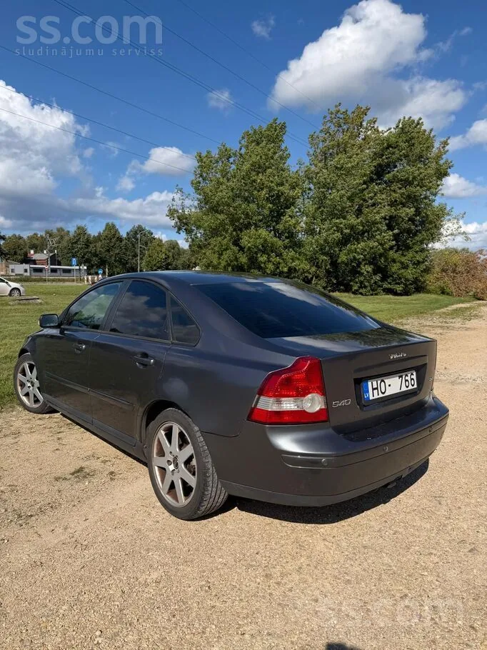 Volvo S40 2004 photo 2