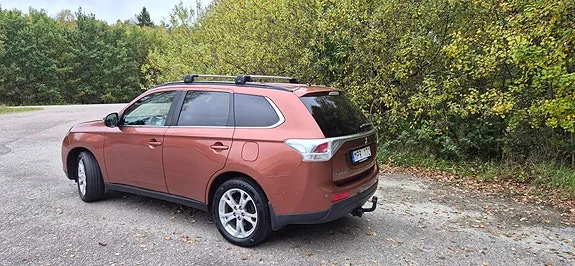Mitsubishi Outlander 2013 photo 3