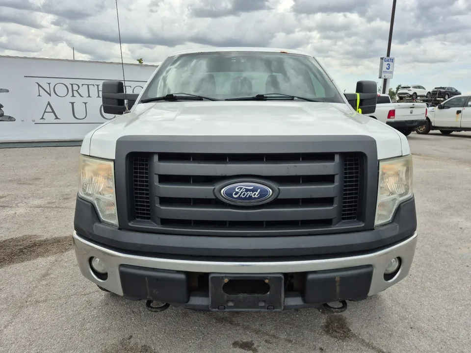 Ford F-150 2011 photo 2