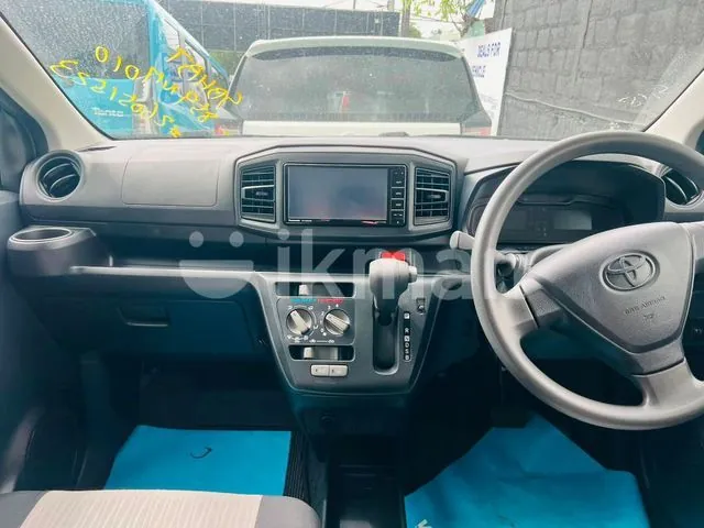 Toyota Pixis 2023 photo 4