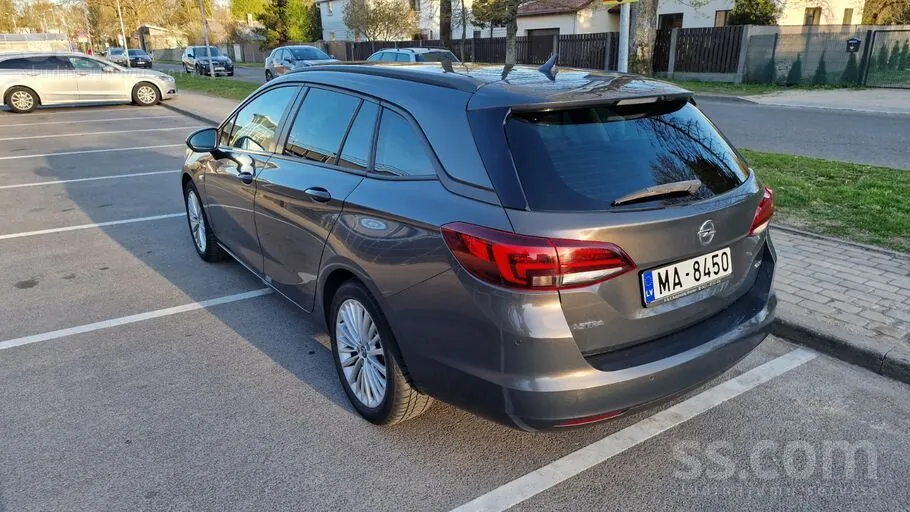 Opel Astra 2016 photo 2