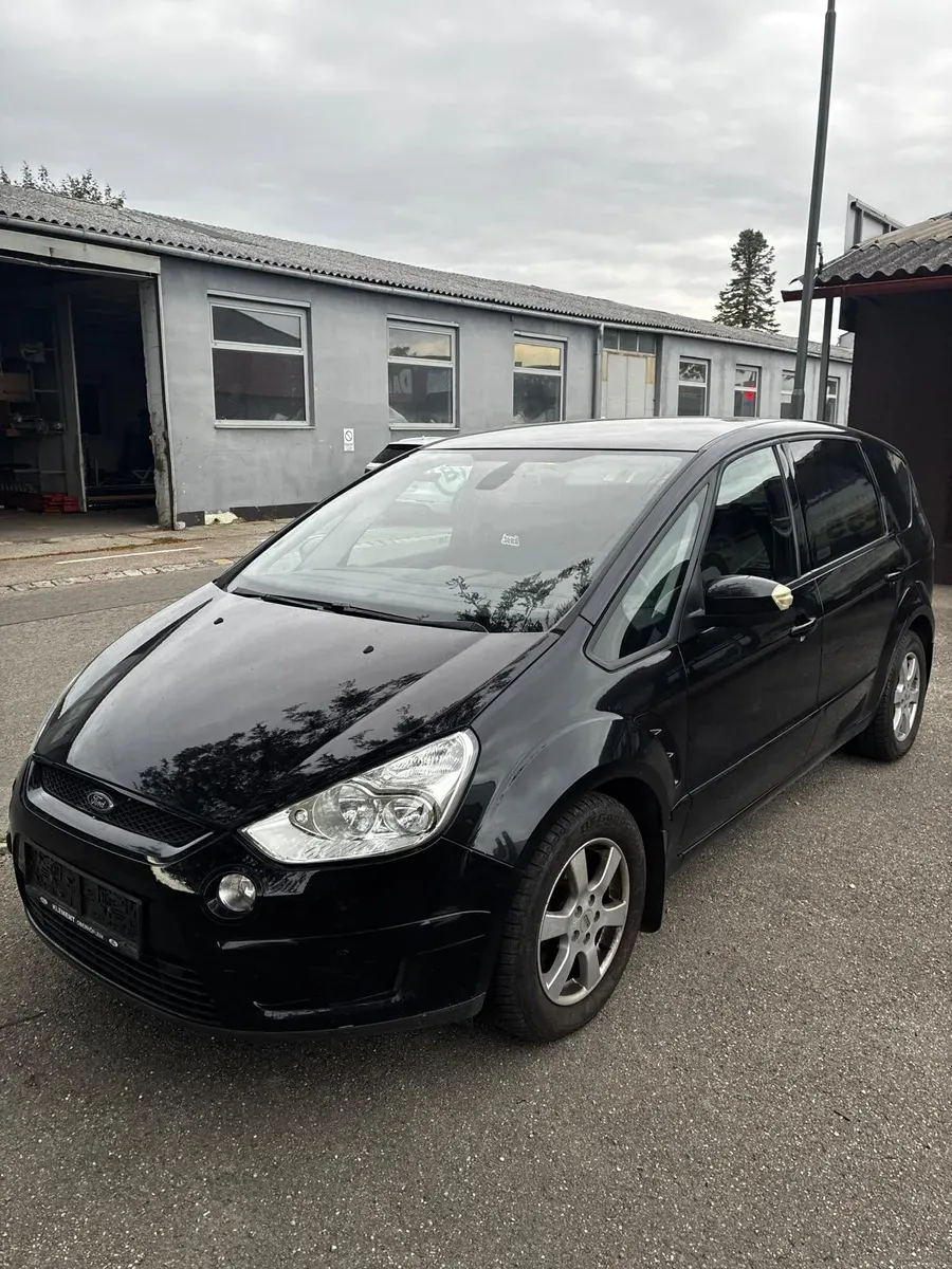 Ford S-Max 2007 photo 2