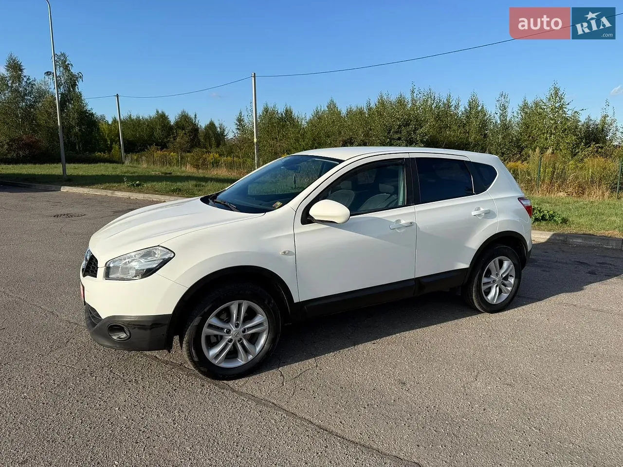 Nissan Qashqai 2012 photo 2