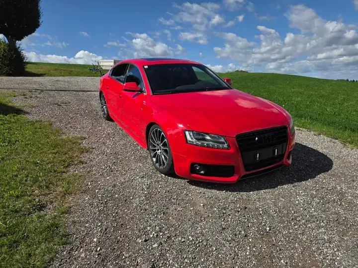 Audi A5 2011 photo 2