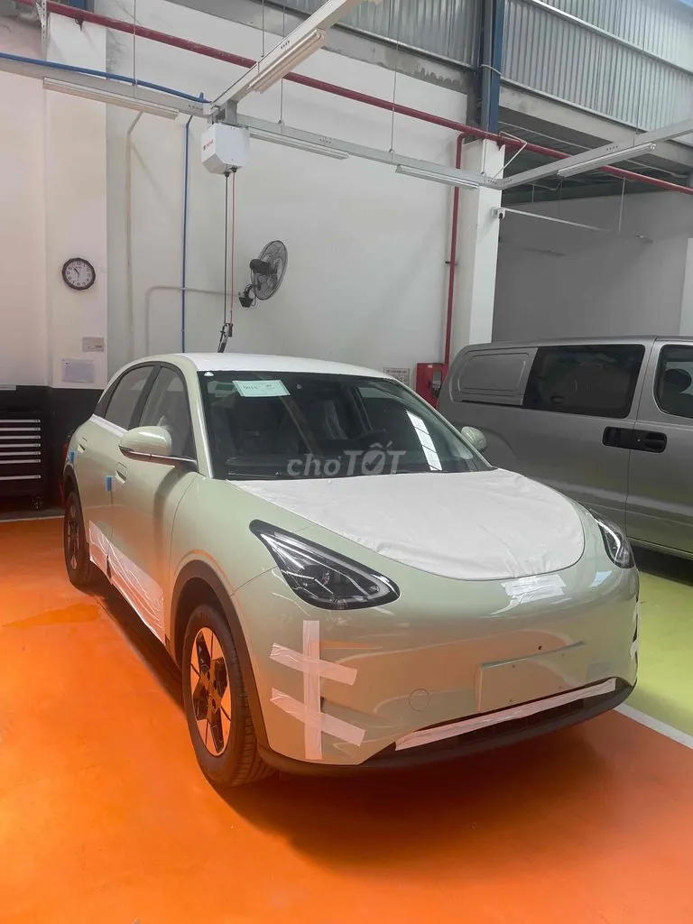 Geely Ex2