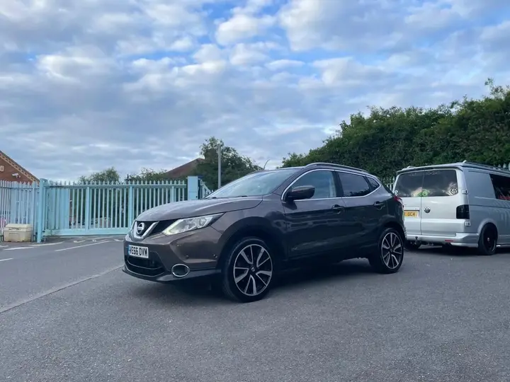 Nissan Qashqai 2016 photo 2