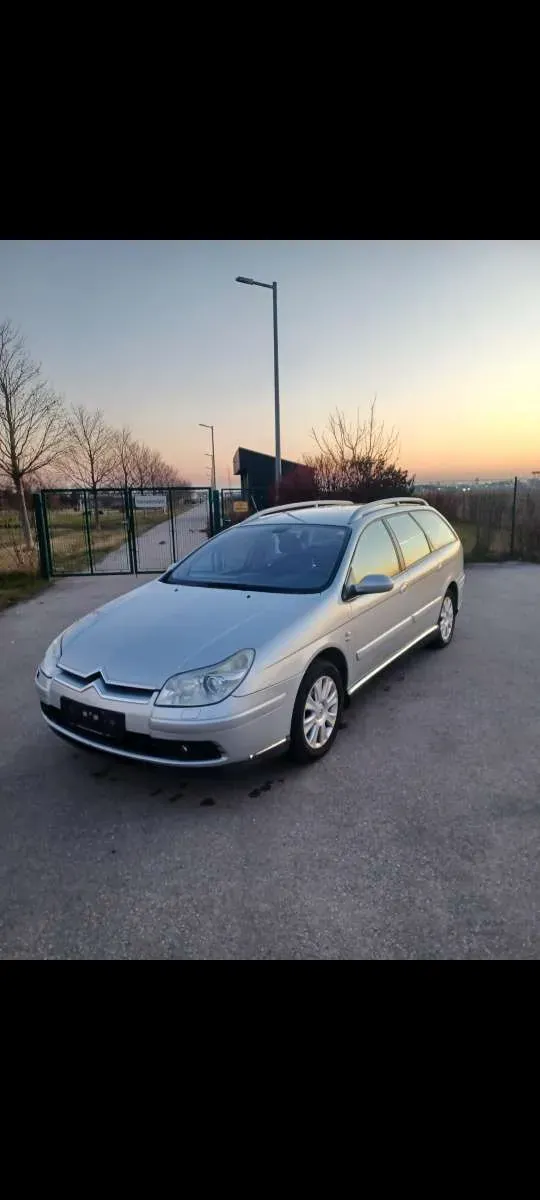 Citroen C5 2004 photo 2