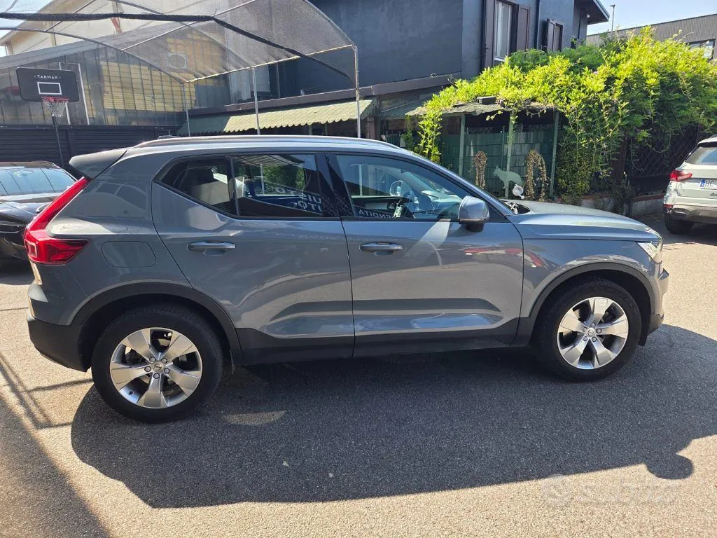 Volvo Xc40 2022 photo 5