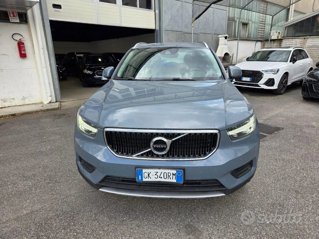 Volvo Xc40 2022 photo 2