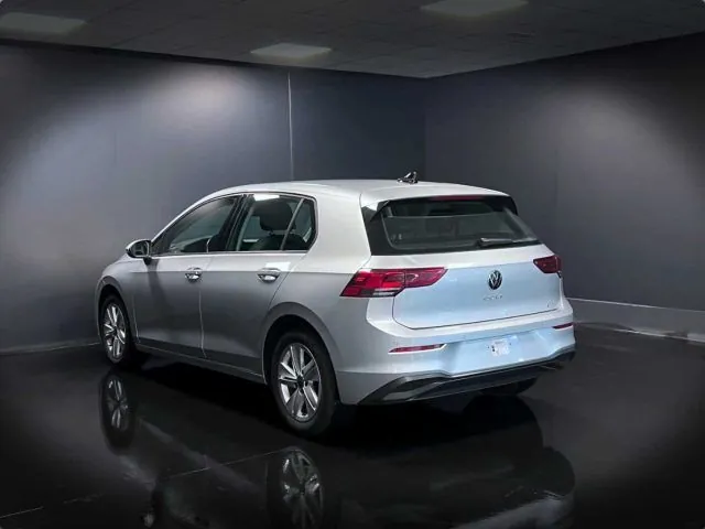 Volkswagen Golf 2023 photo 4