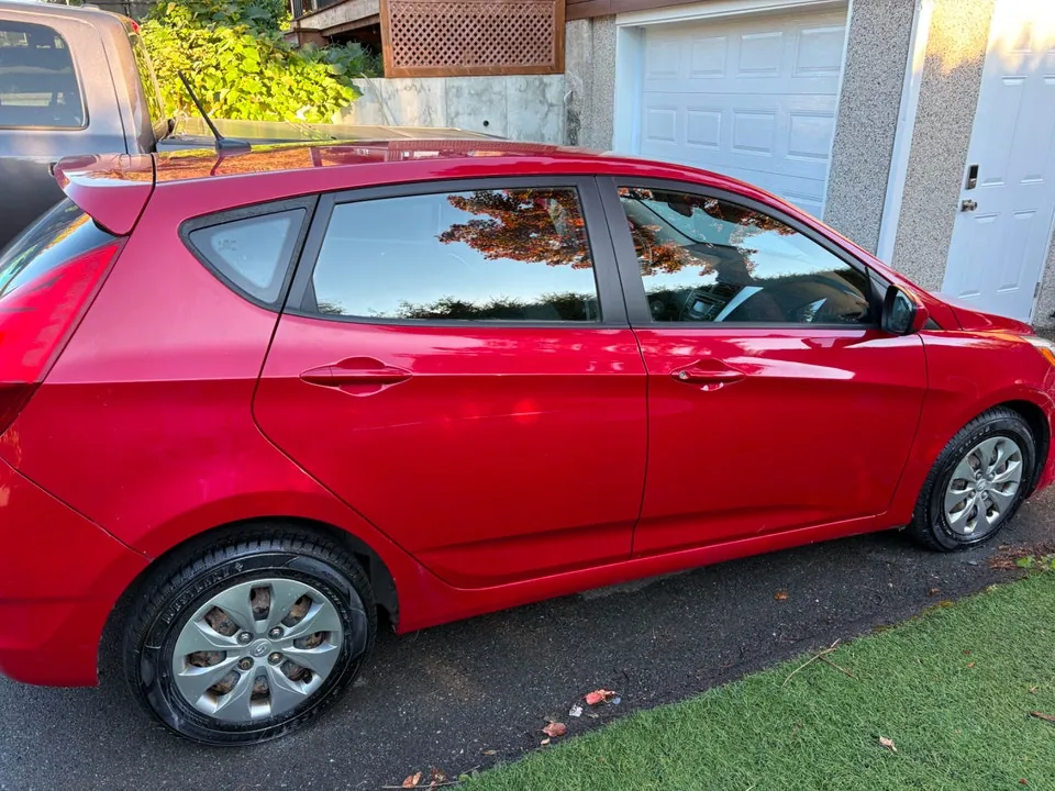 Hyundai Accent 2015 photo 3