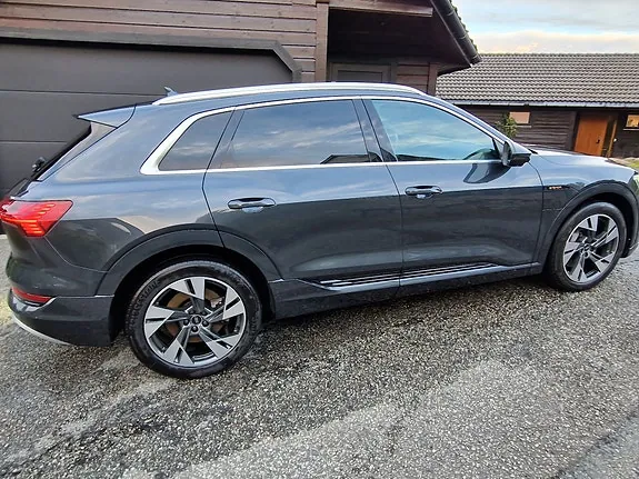Audi E-Tron 2023 photo 3