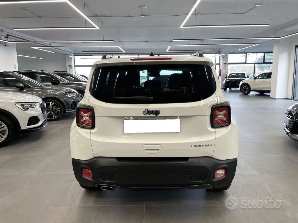 Jeep Renegade 2023 photo 4