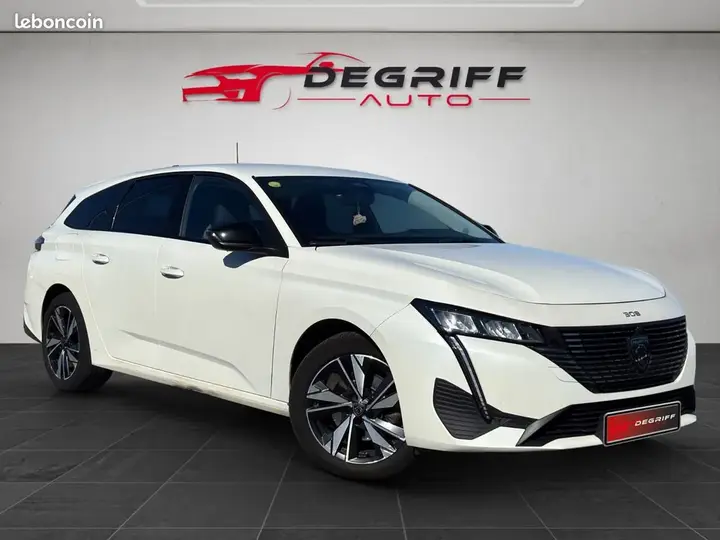 Peugeot 308 2022 photo 3