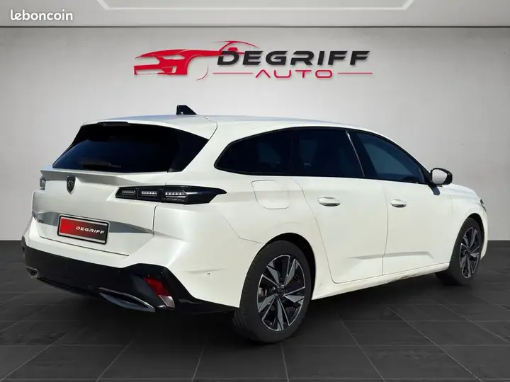Peugeot 308 2022 photo 5