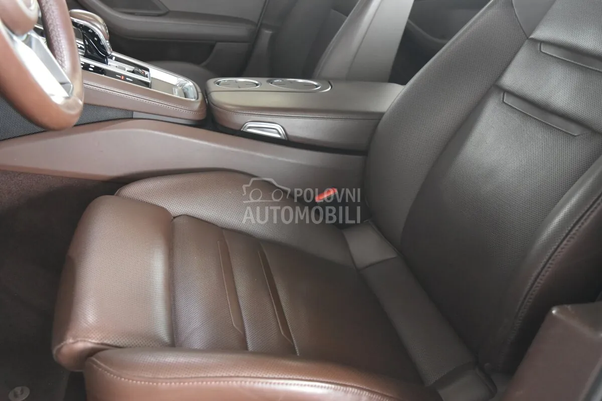 Porsche Panamera 2018 photo 5
