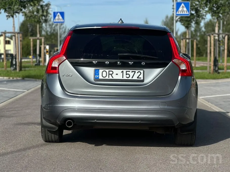 Volvo V60 2016 photo 5