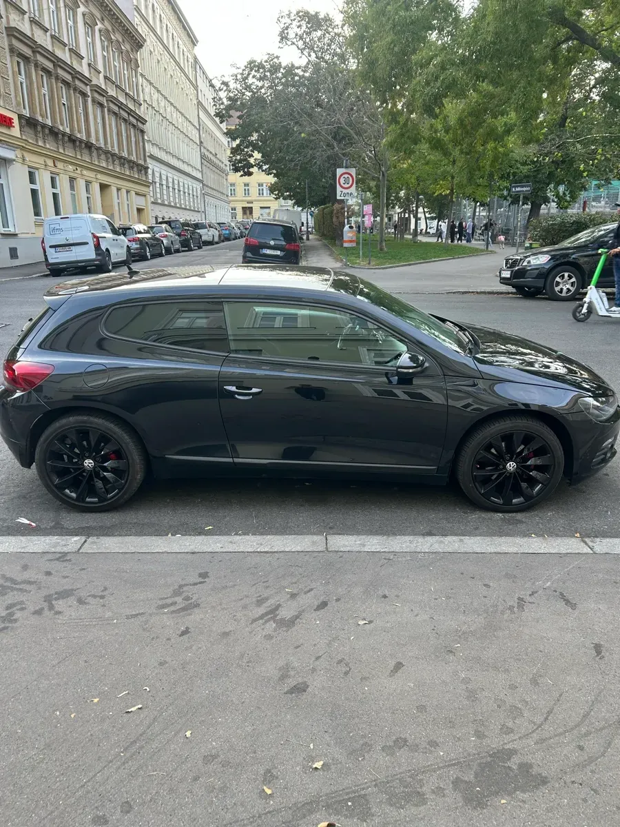 Volkswagen Scirocco 2009 photo 3