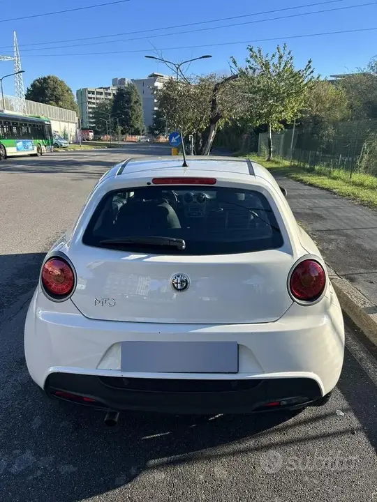 Alfa Romeo Mito 2012 photo 3