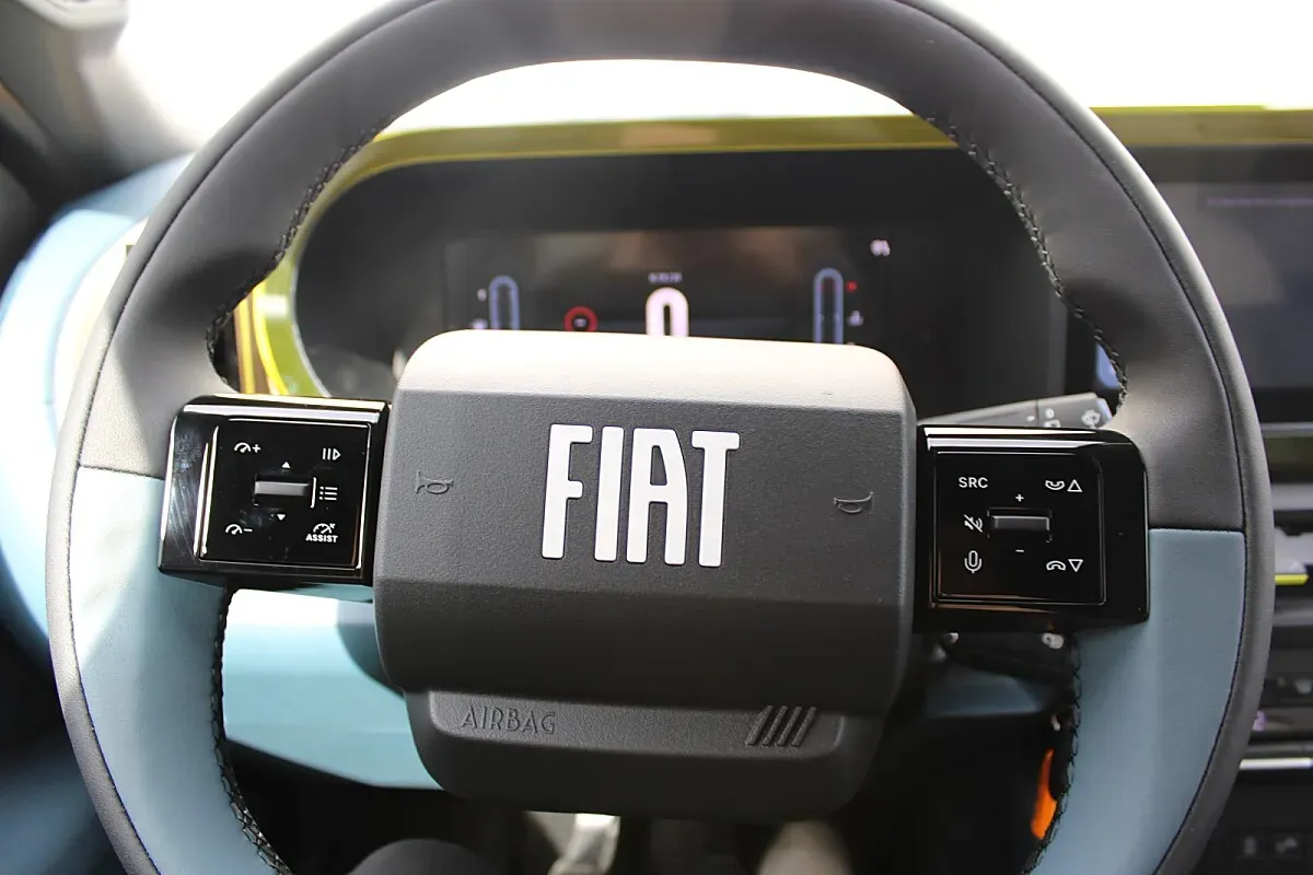 Fiat Grande Panda photo 2