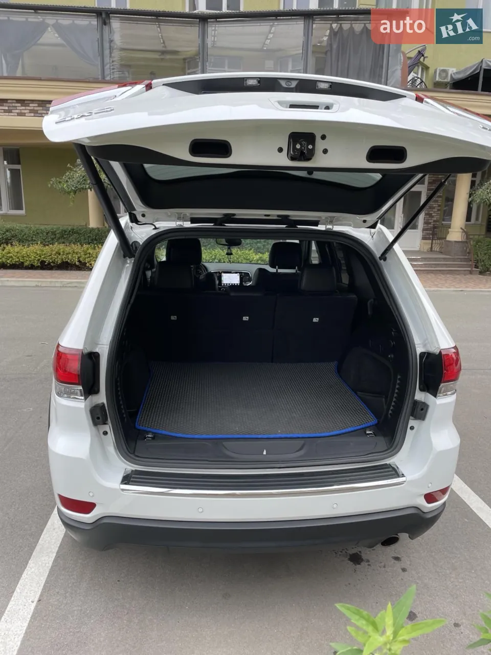 Jeep Grand Cherokee 2020 photo 5