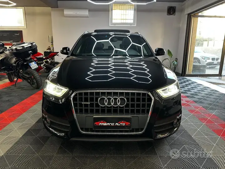 Audi Q3 2013 photo 2