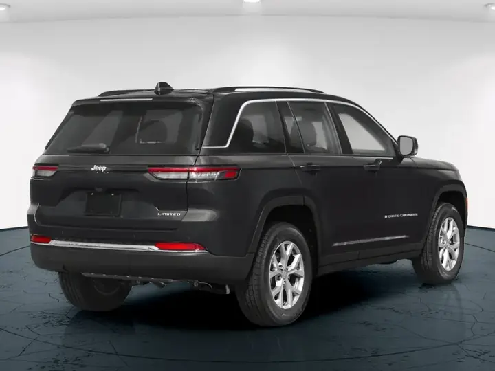 Jeep Grand Cherokee 2024 photo 2