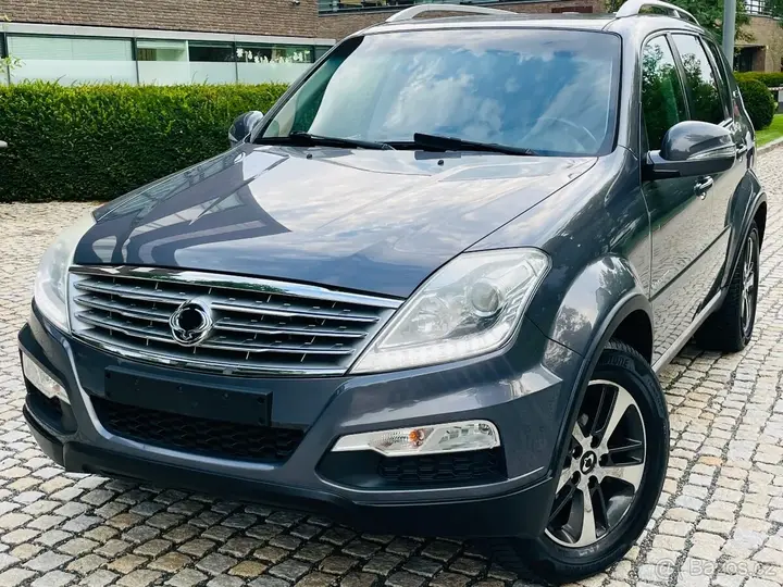 KG Mobility Rexton