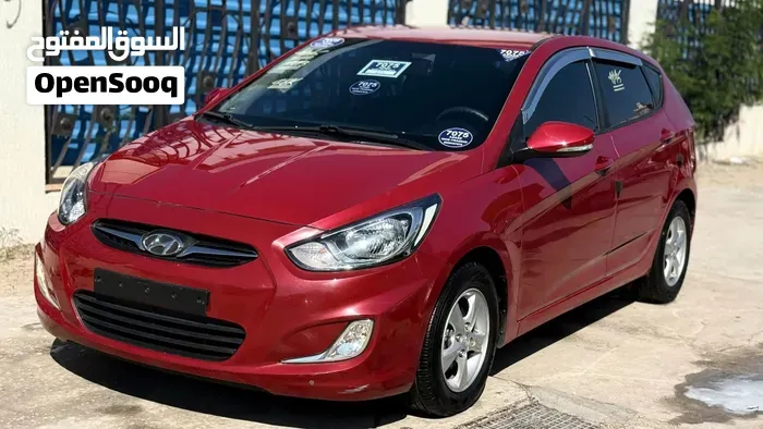 Hyundai Accent 2013 photo 2