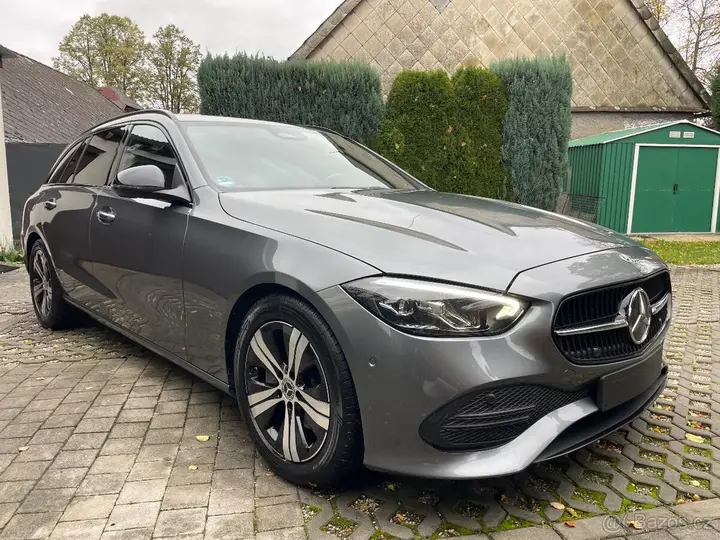 Mercedes-Benz C 200D 2024 photo 3