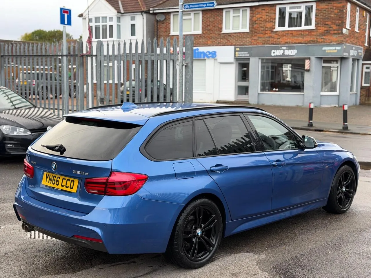 BMW 3 Series 2016 photo 2
