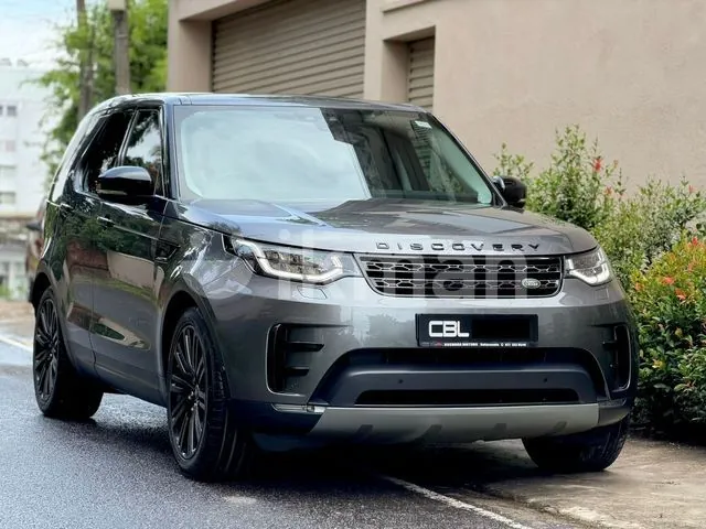 Land Rover Discovery 2019 photo 2