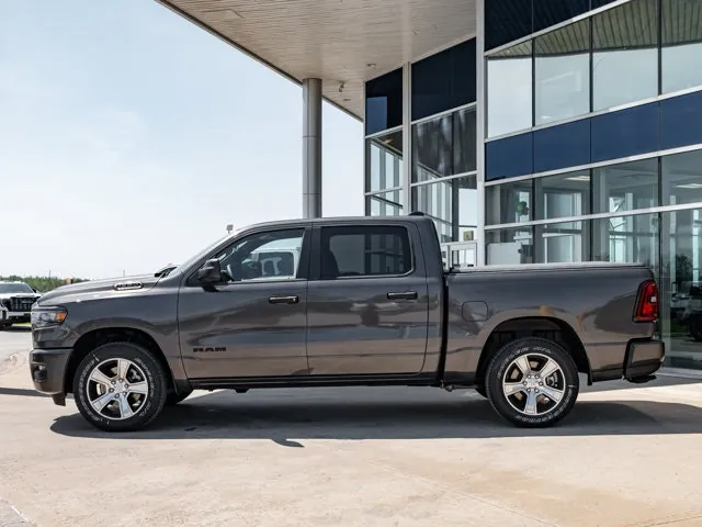 Ram 1500 Express 2026 photo 5