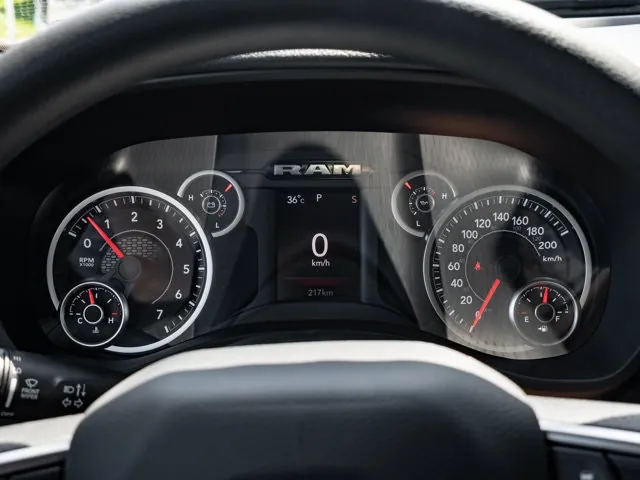 Ram 1500 Express 2026 photo 4