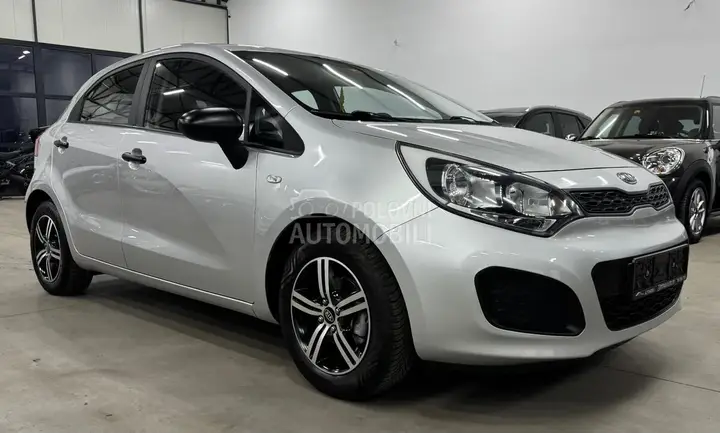 Kia Rio 2012 photo 5