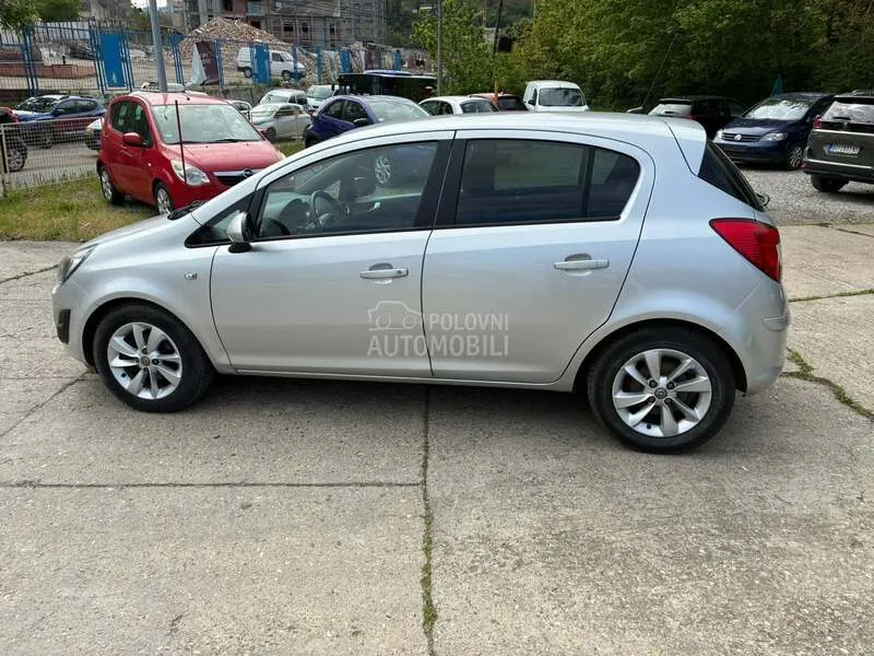 Opel Corsa D 2015 photo 4