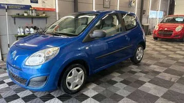 Renault Twingo 2010 photo 2