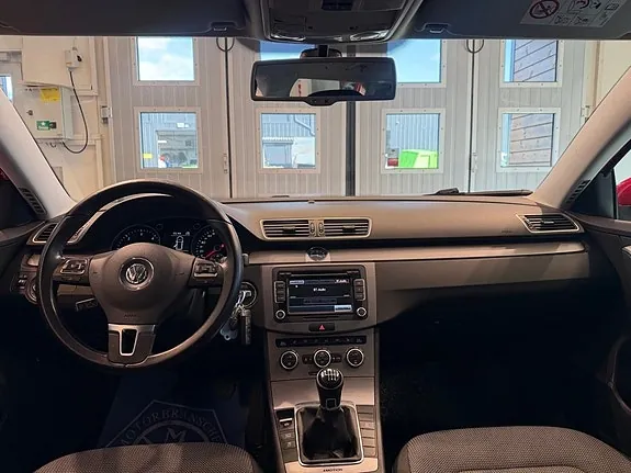 Volkswagen Passat 2015 photo 5